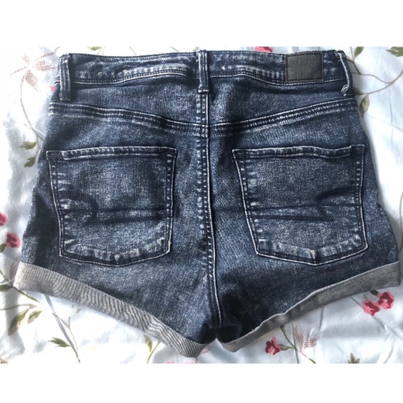 AMERICAN EAGLE OUTFITTERS super stretch shorts - Picture 2 of 3